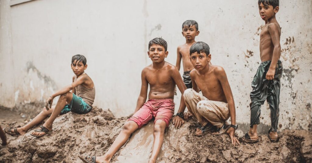 人生を前向きに変えるための5つの習慣を象徴するビジュアル