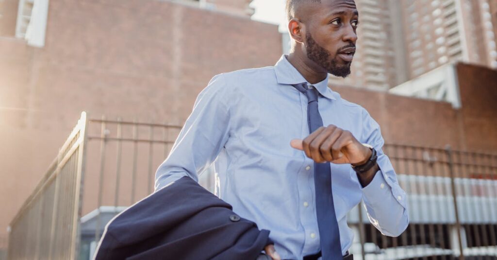 ブログで稼げるようになるまでの期間と判断基準を解説するインフォグラフィック画像