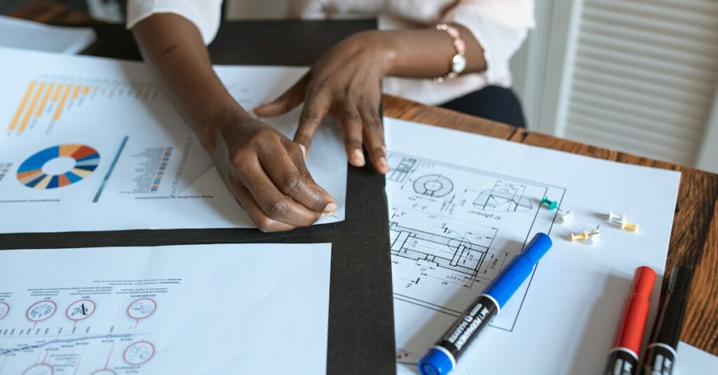 退職前に生活設計と将来計画を立てる40代女性のイメージ