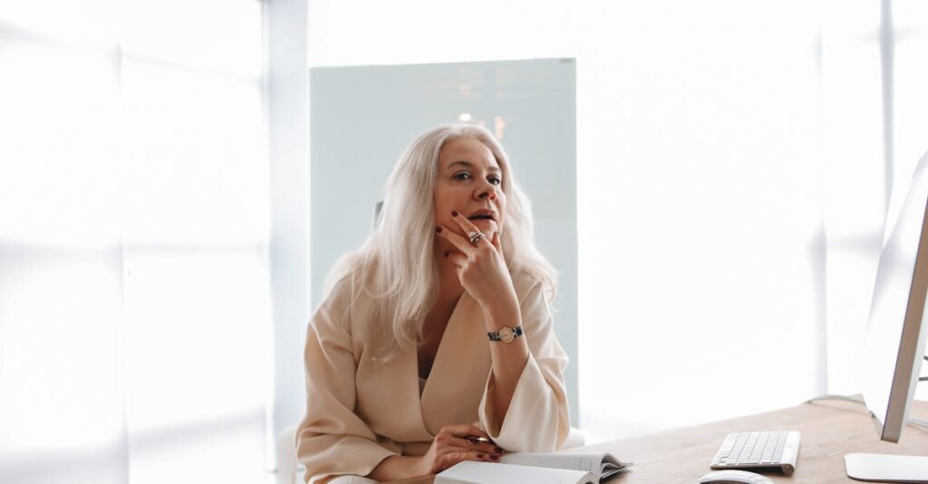 スパルタ英会話の無料体験レッスンの様子。講師と1対1で対話しながら指導を受ける受講者