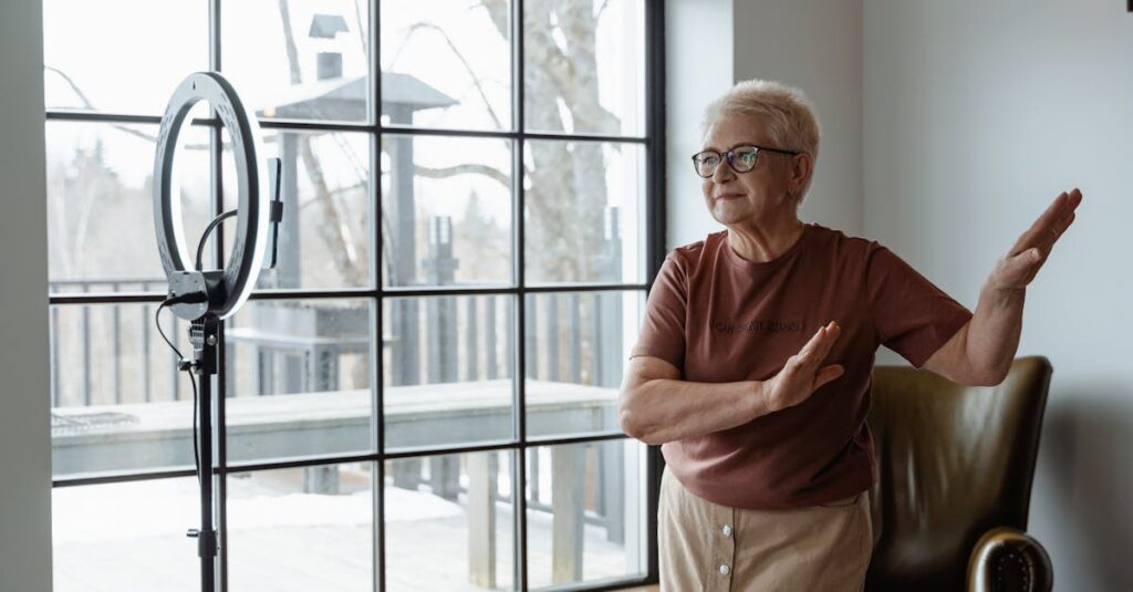 退職後にバイトを始める際の注意点として、体力的負担、条件のミスマッチ、制度との兼ね合い、税金の影響などを図解した画像