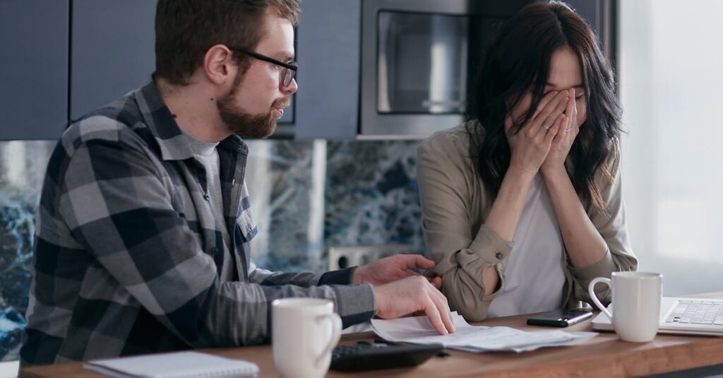 FX副業で起こる納税トラブルの実例とそれを防ぐための日常的な習慣化の図解